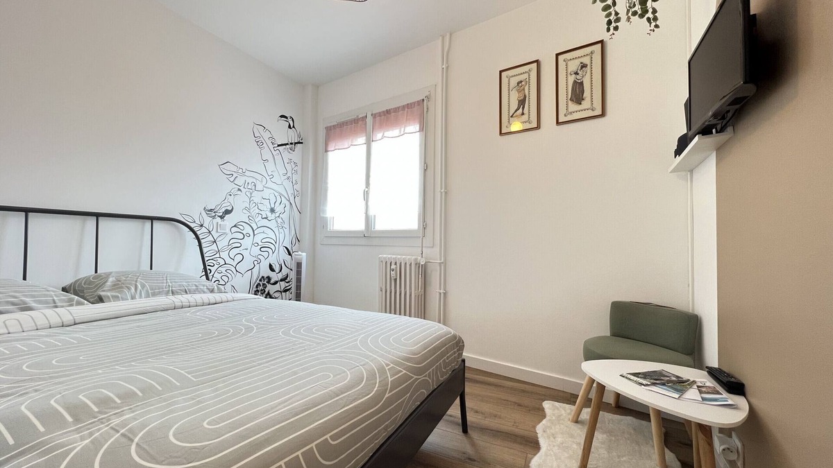 Fontaine-Bayonne-Cartoucherie Apartment | Le Toucan - Nice studio near Tram & Downtown