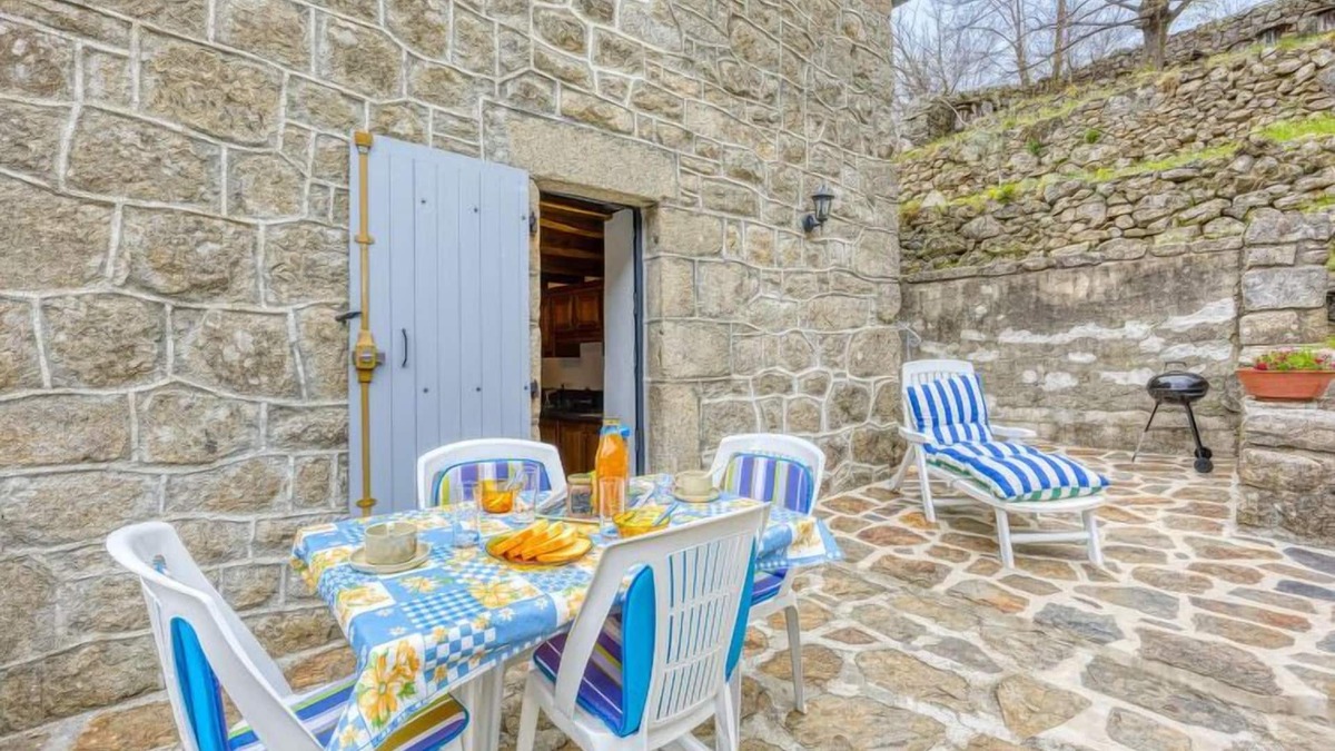 Sainte-Marguerite-Lafigere House | Le Trépadou by Interhome