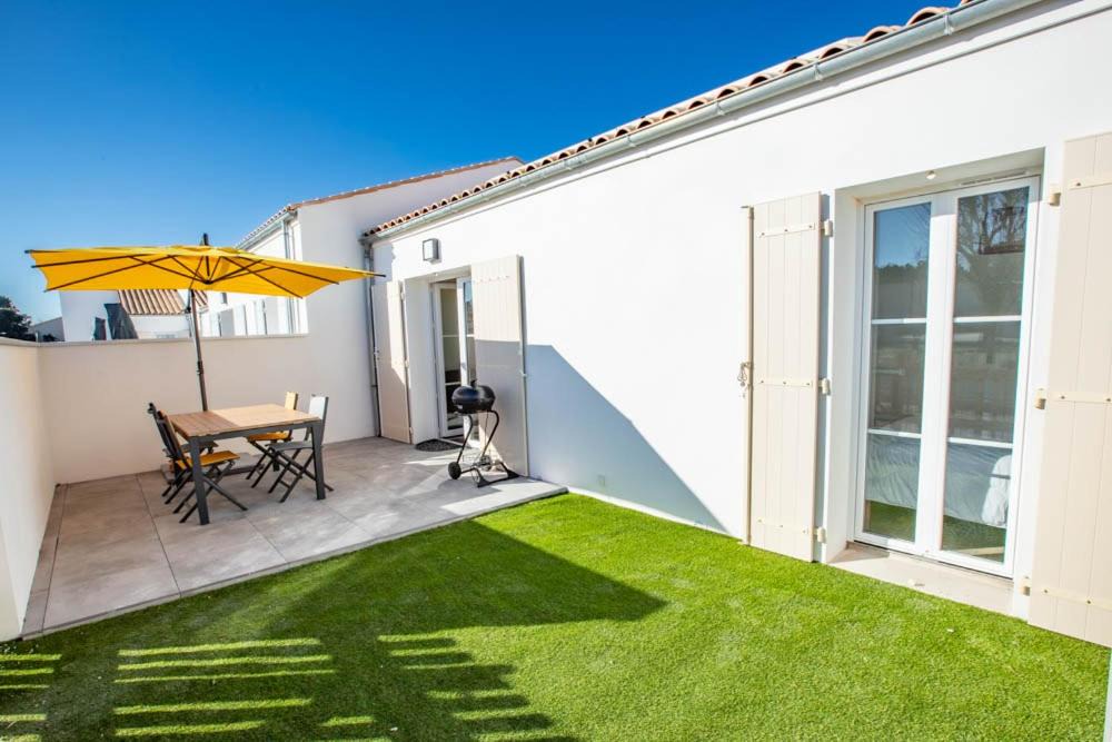 Les Mathes House | LE VAISSEAU Maison avec piscine/parking/wifi/plages 5kms