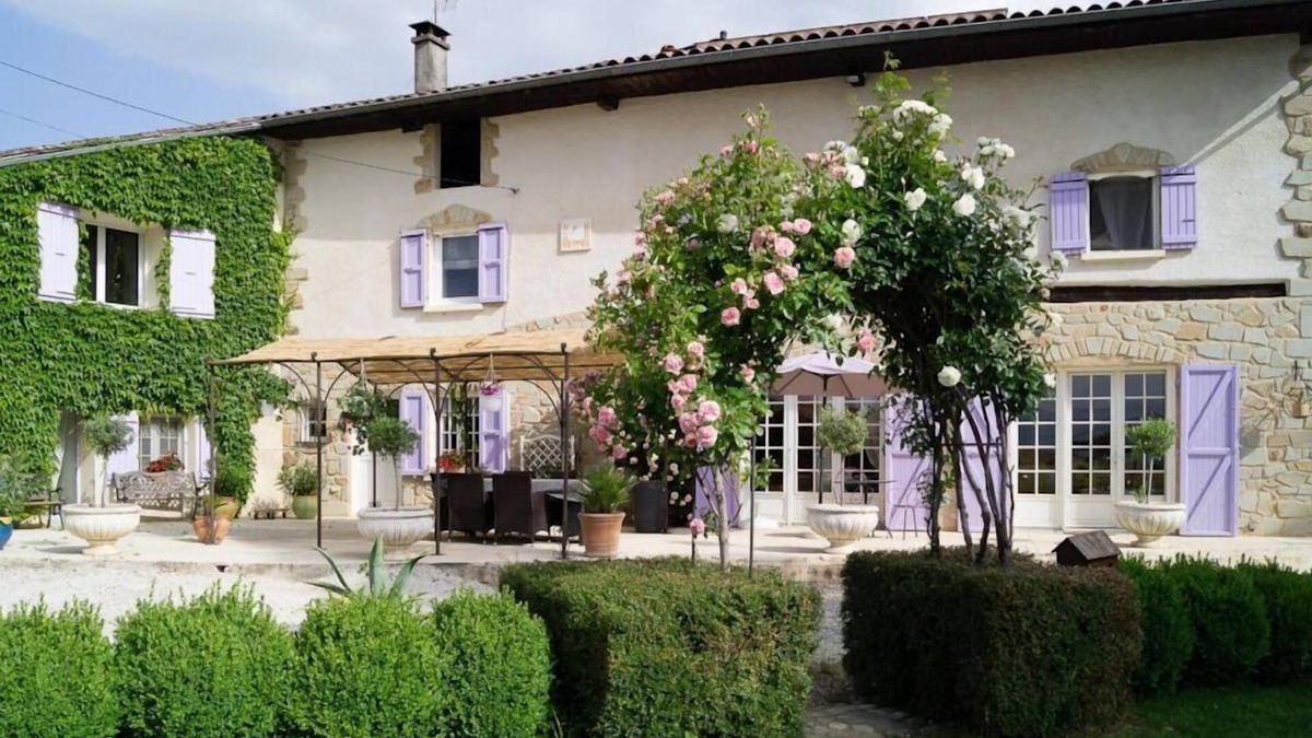 Chatte Bed & Breakfast | Le Val Des Sens