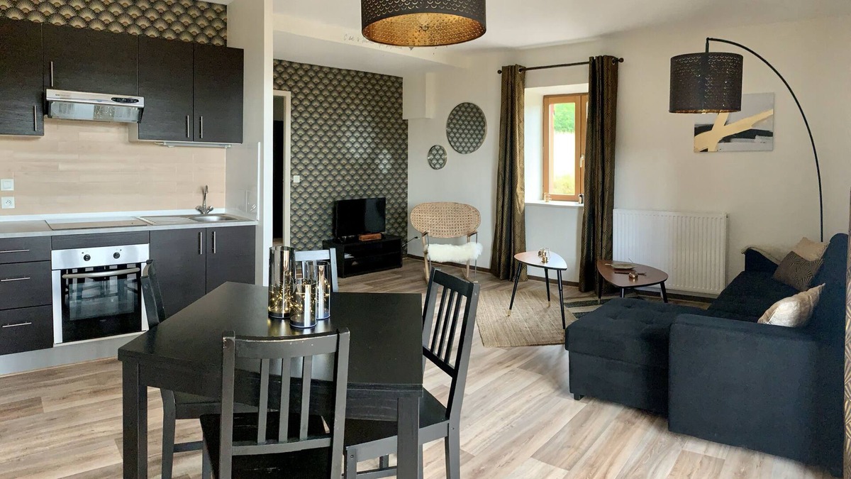 Veranne Apartment | LE VIALLON - GITE LE PAPILLON - 50M² - PRIVATE TERRACE