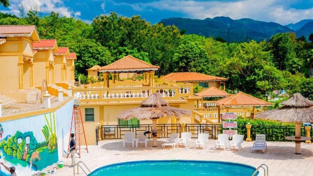 Ennery Hotel | Le Village d'Ennery