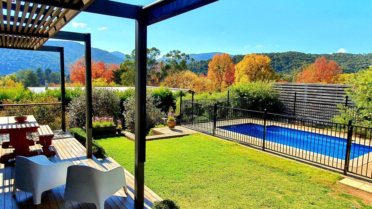 Bright House | Leader Reef Luxury Accommodation