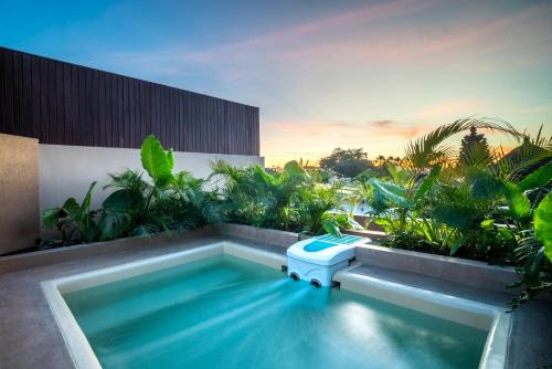 Berawa Villa | Leaf Villas - brand new tri-level villas - 500m to beach and Finns