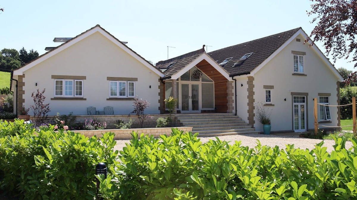 Chippenham House | LEAFIELD HOUSE @ NABLES FARM, family friendly in Upper Seagry