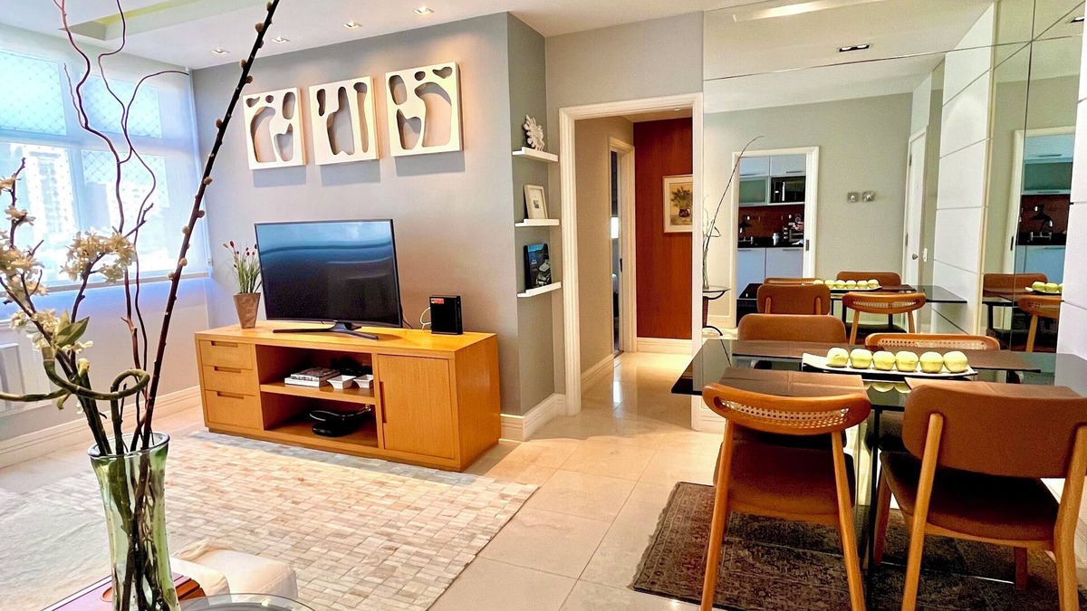 Leblon Apartment | LEBLON/CLEAN AND SOPHISTICATED DESIGN, BEST LOCATION, MODERN CONDOMINIUM