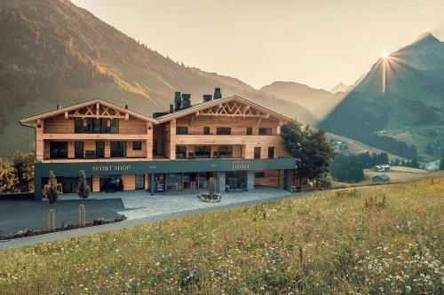 Warth Ski Chalet | Lech Valley Lodge