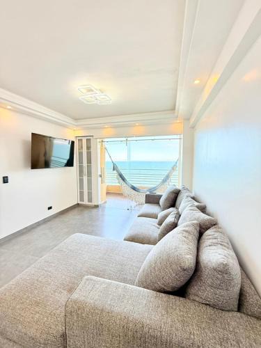 Lecheria Apartment | Lecheria Oceanfront Escape - Pool, View & Relax