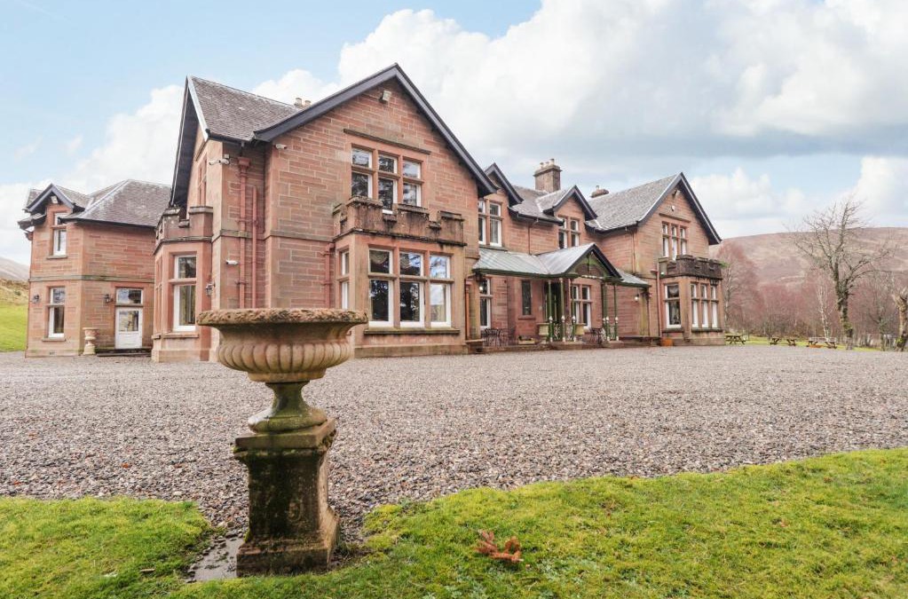 Ledgowan House | Ledgowan Lodge Hotel