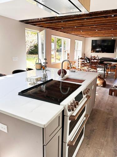 Lee House | Lee Manor
