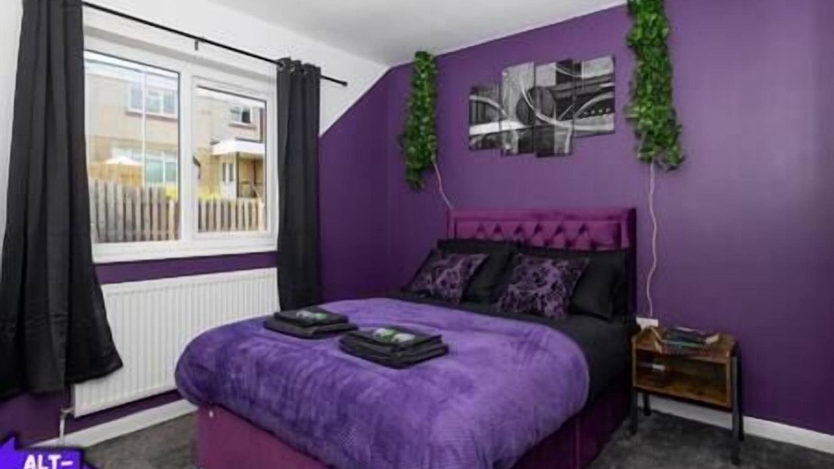 Leeds Apartment | Leeds 6 Bed (2x Adjacent Homes)