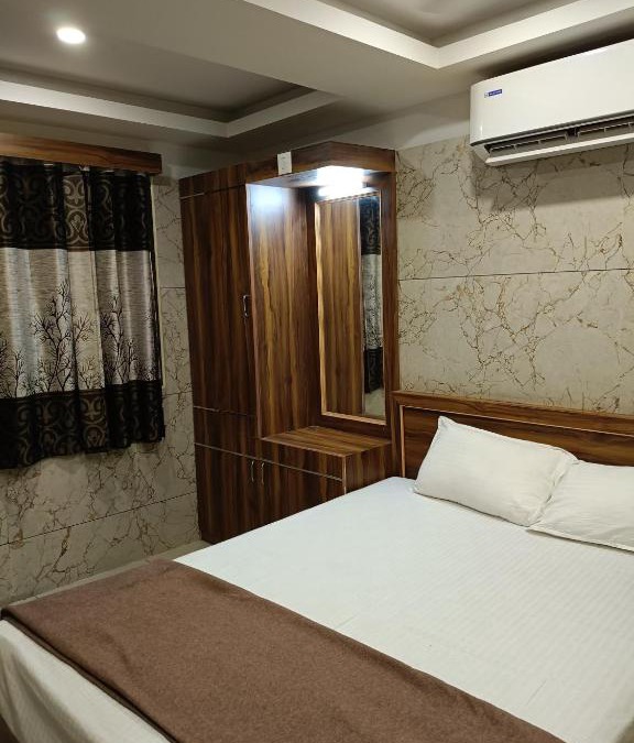 Velankanni House | Leela Residency velankanni