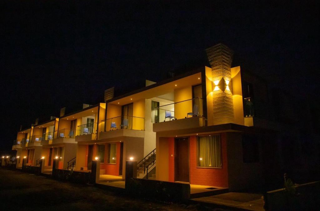 Rajpipla Hotel | Leena Resort