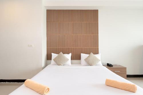 Nong Bon Hotel | LeeNova Place