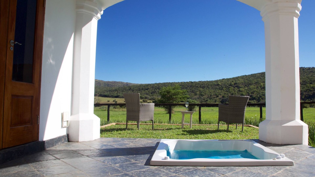 Atoom Cabin | Leeuwenhof Country Lodge & Garden Spa