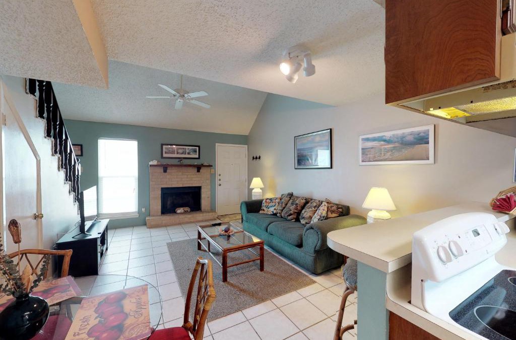 Corpus Christi Apartment | Leeward Cove