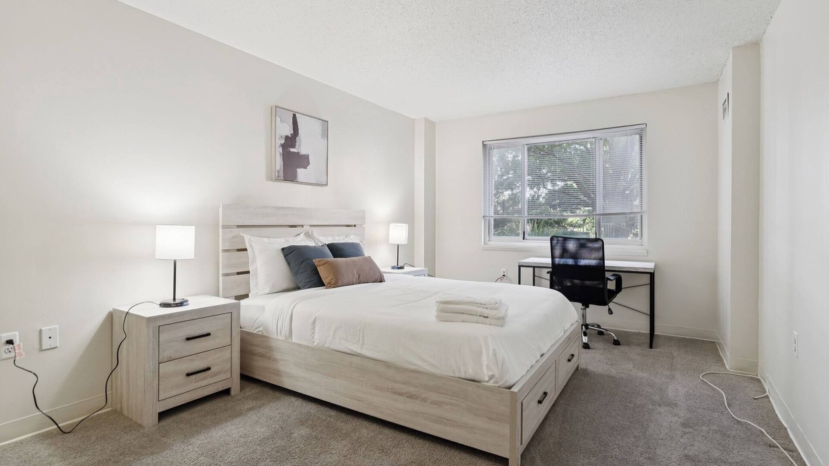 Richmond Apartment | Legacy at Imperial Village 104 I 1 Bed 1 Bath