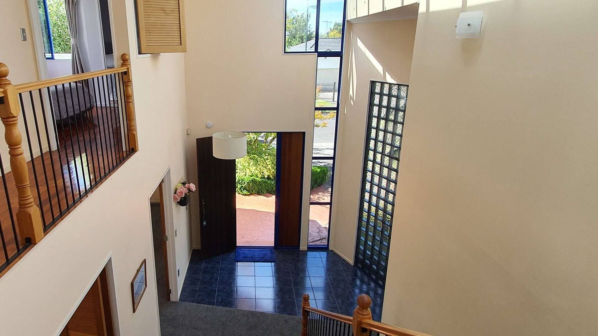 Hamilton House | Legacy Big Family House with 5 Bedrooms