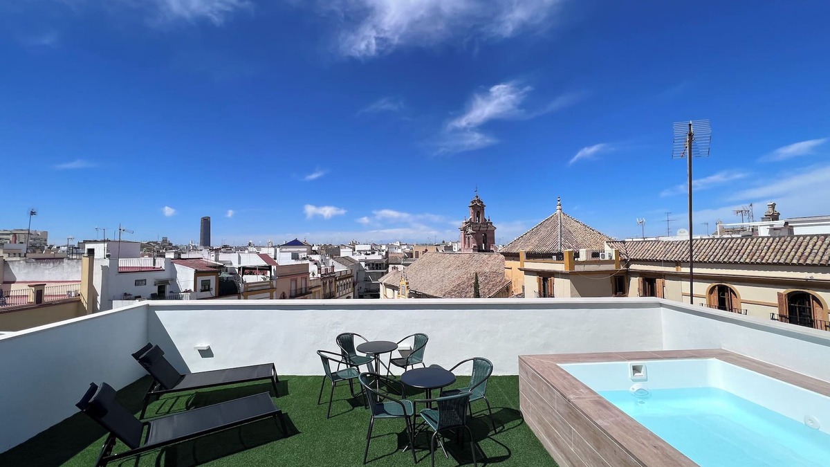 San Julian Apartment | Legend of the Heretic - Bass
