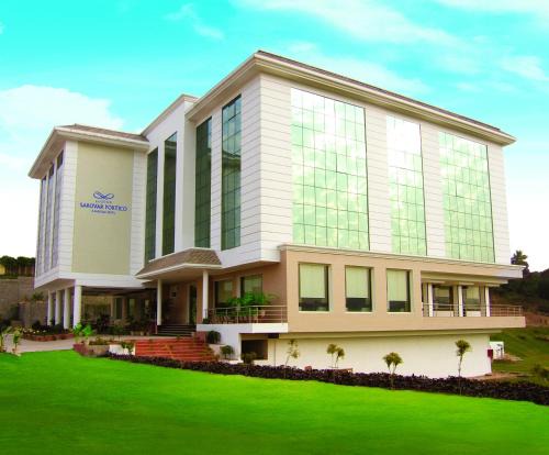 Baddi Hotel | Legend Sarovar Portico