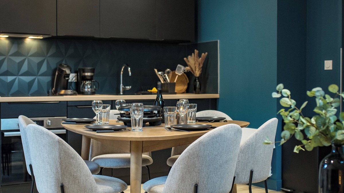 Saint-Michel-de-Maurienne Apartment | Legendary ski & cycling – 4–6 guest getaway