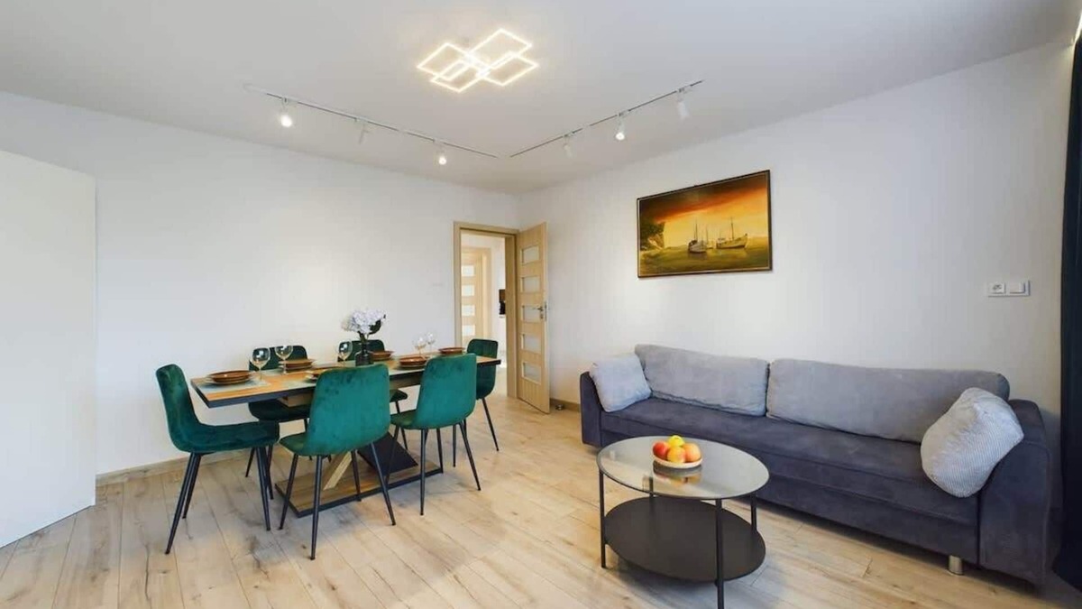 Wzgorze Swietego Maksymiliana Apartment | Legionów 34E | Stylish Apartment | Near the beach