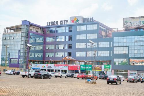 Legon Apartment | Legon City Mall Short Stay Apartments for Business and Vacation - East Legon