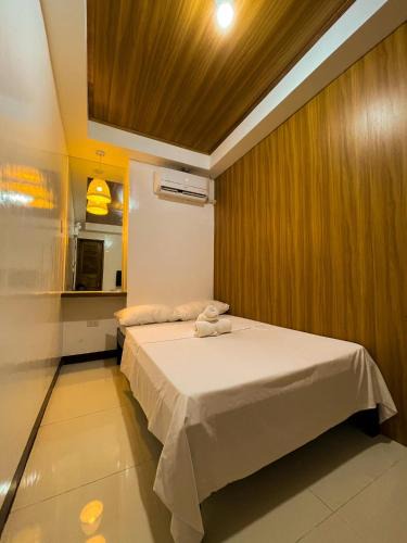 Surigao Bed & Breakfast | Leila Pension House