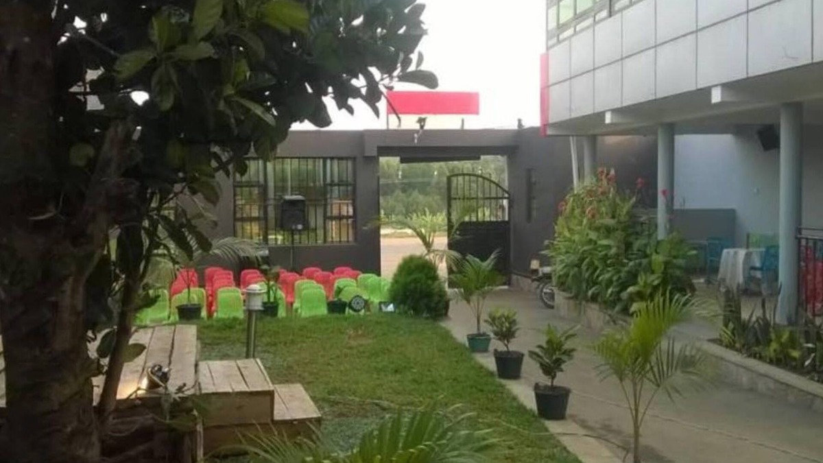 Rubaare Hotel | LEISURE VILLAGE HOTEL