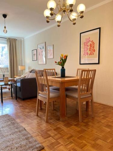 Vukov Spomenik Apartment | Lela's Place Vojvode Brane