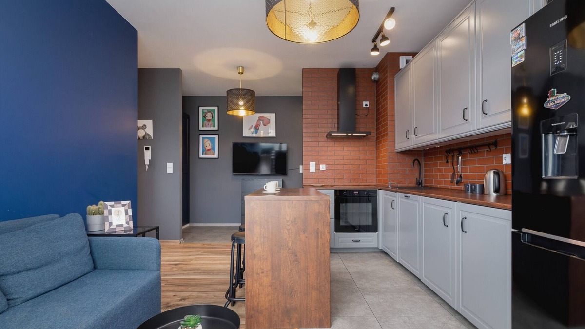 Pradnik Czerwony Apartment | Lema 26 | 2 Bedrooms, Balcony, Parking | Pet-friendly