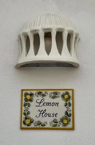Rio Velez House | Lemon House