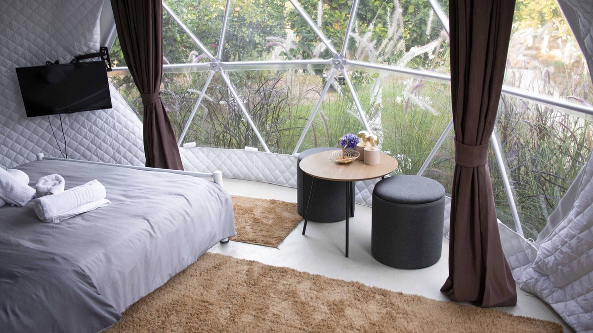 Paralia Kallonis House | Lemon Tree Dome House – A Unique Glamping Experience