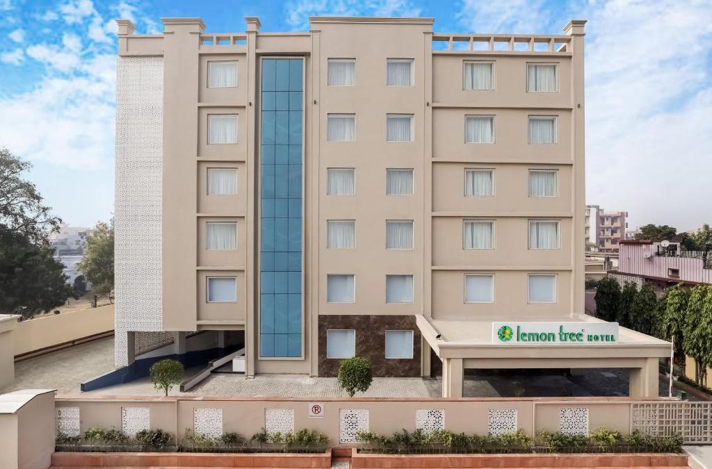 Aligarh Hotel | Lemon Tree Hotel, Aligarh