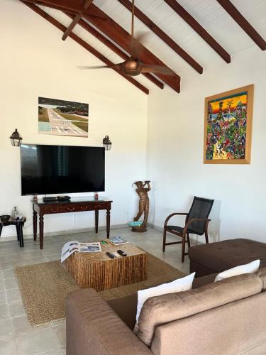 Oyster Pond House | LEN'HOUSE