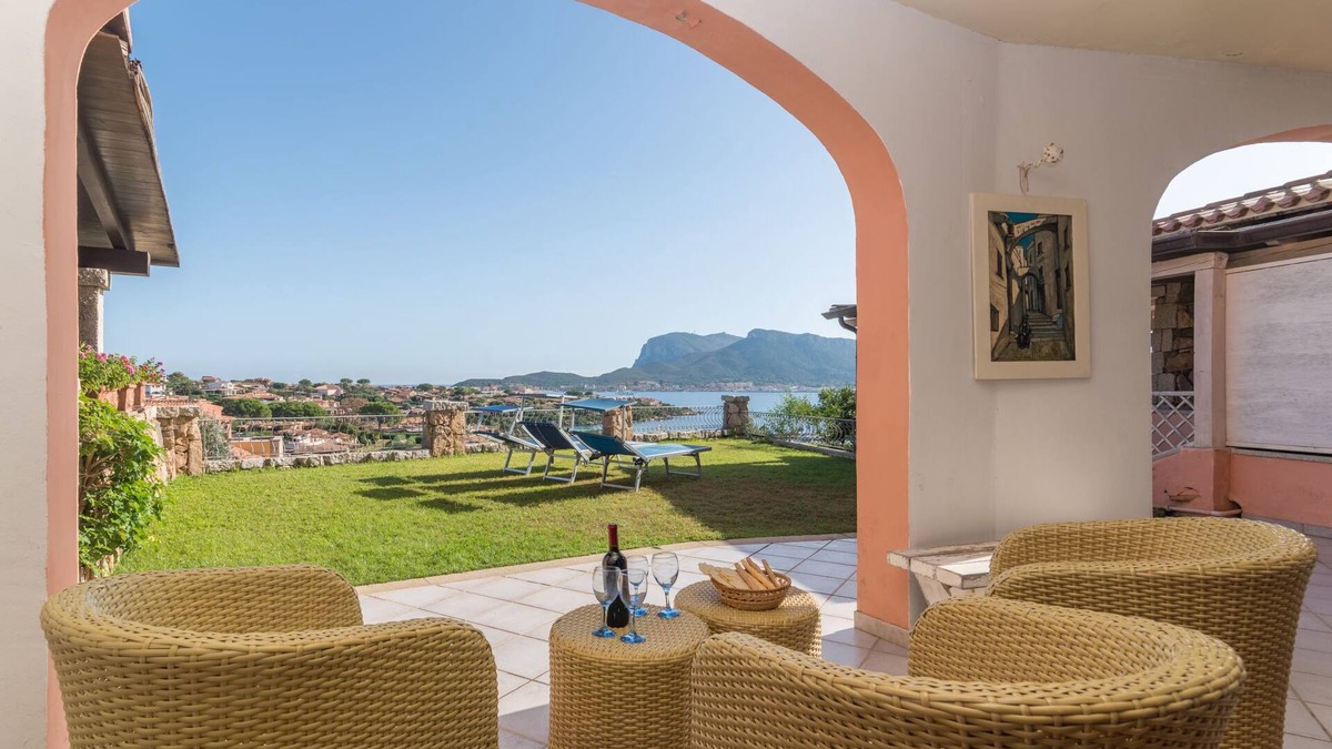 Baia Caddinas Apartment | Lentischio by Interhome