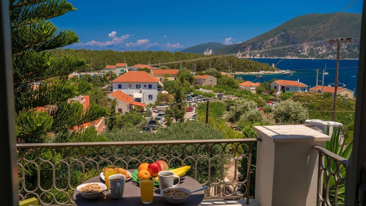 Matsoukata Villa | Leonie - Two Bedroom Villa, Sleeps 4