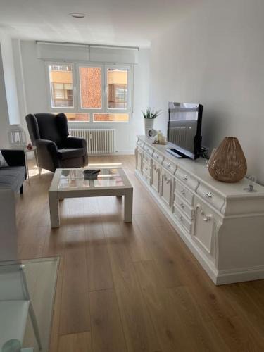 Leon Apartment | Leonmisol