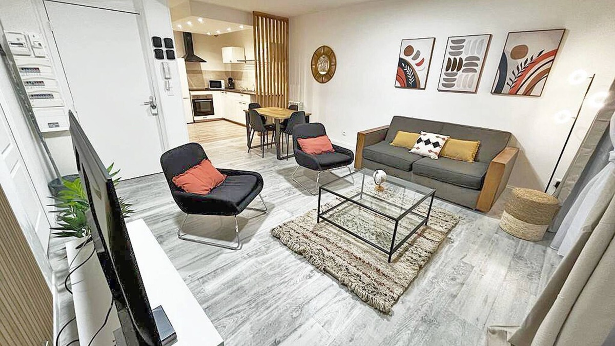 Cambrai Apartment | LeRelaisdOdile * Spacious & Bright Apartment *