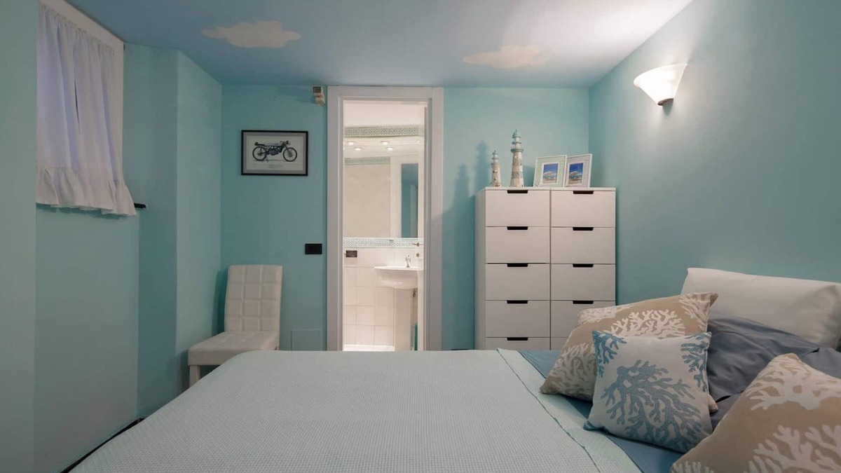 Ortonovo Apartment | Lerici, pedestrian zone, 80mt sea, 500mt beach, roof terrace, wifi, SatTV
