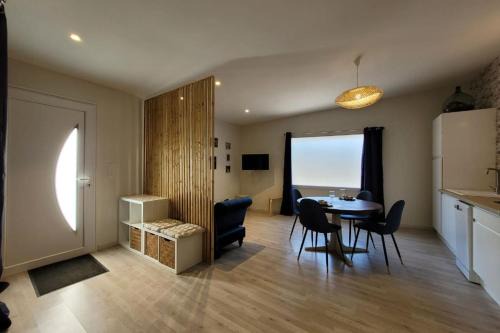 Gueux Apartment | Les 3 Bulles