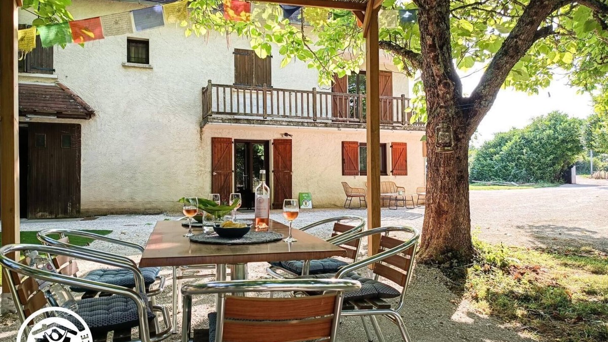 Thegra House | Les 3 Catalpas - THEGRA
