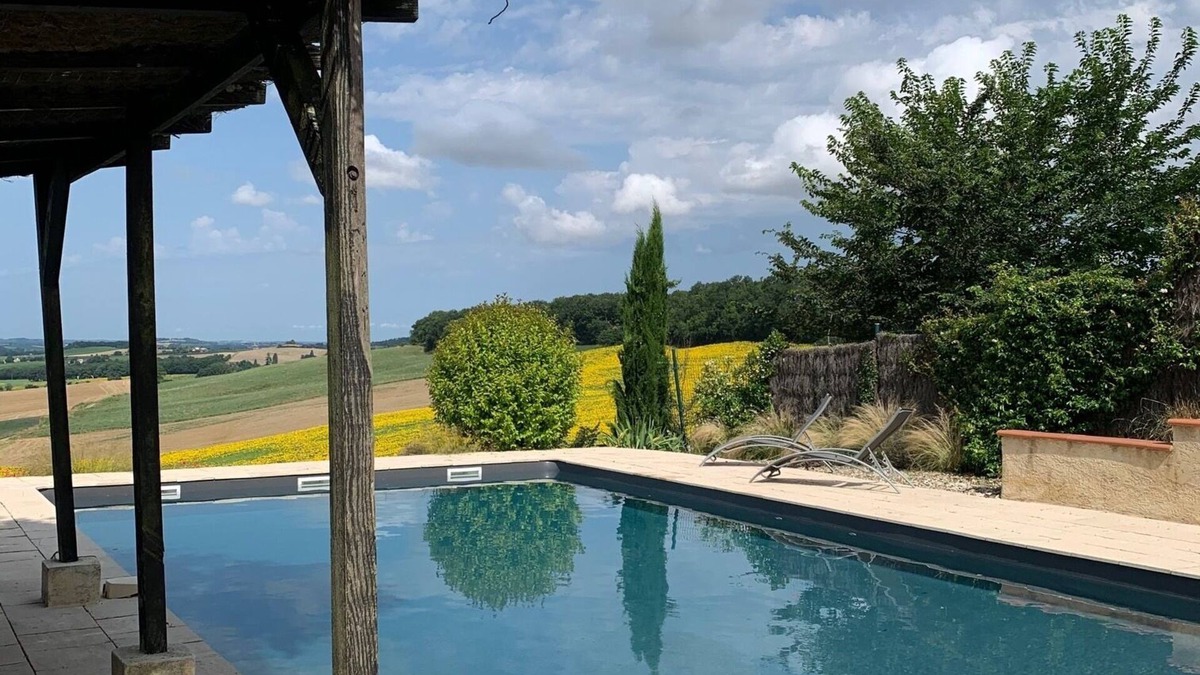 La Sauvetat Villa | Les 5 Terrasses - Gascony - SW FrancenA private pool & a fantastic view !