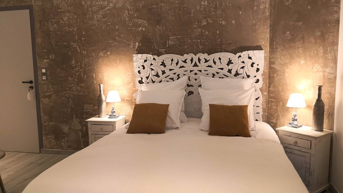 L'Isle-Adam House | Les 7 Sources