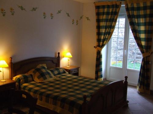 Tirepied Bed & Breakfast | Les Abris de la Sée