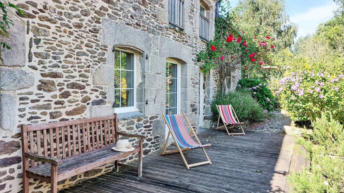 Languenan House | Les Agapanthes by Interhome