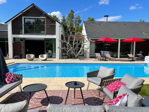 Suce-sur-Erdre Bed & Breakfast | Les Arbres Rouges