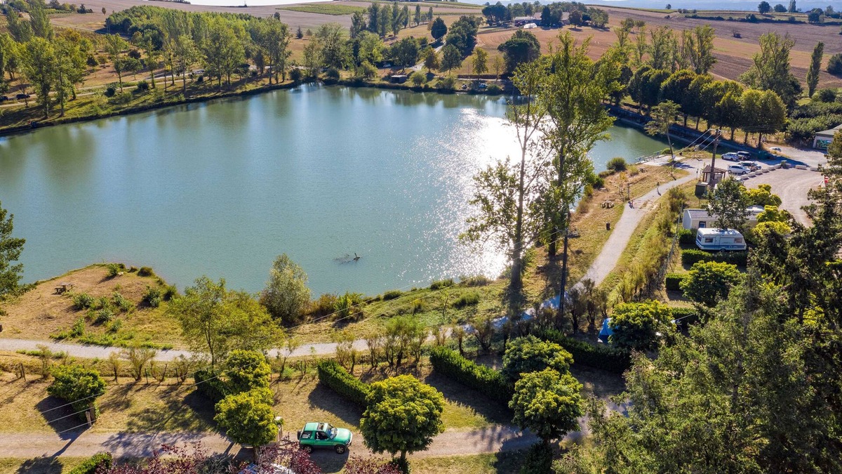 Rabastens RV Rental | Les Auzerals camping du lac