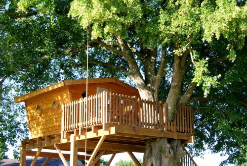 Prailles Bed & Breakfast | Les Cabanes de Gros Bois