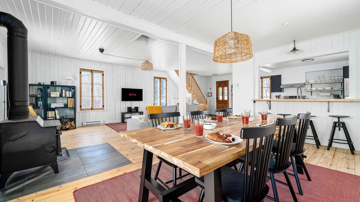 Saint Irenee Ski Chalet | Les Capelans | Fireplace | BBQ | River View